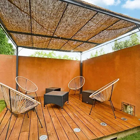 In St-genies-de-comolas *