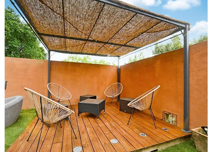 In St-genies-de-comolas *