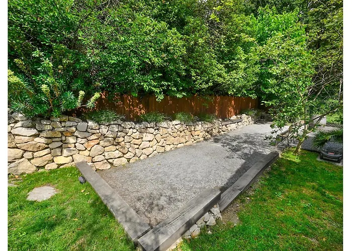 In St-genies-de-comolas *